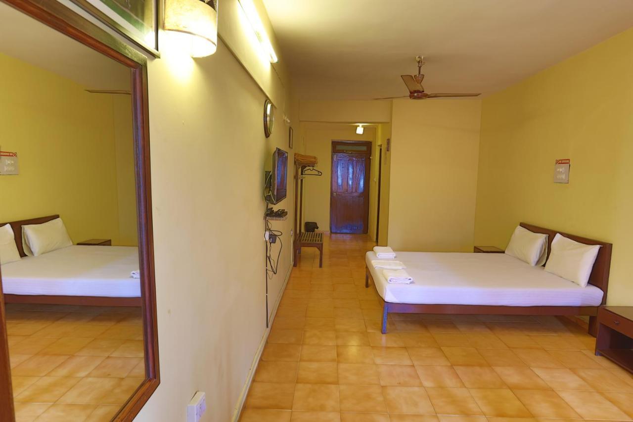 Hotel Orfil Calangute Zewnętrze zdjęcie